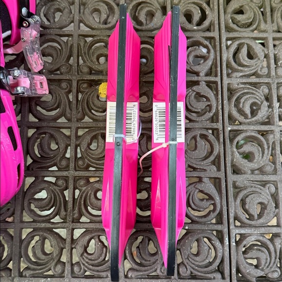 Barbie Convertible Adjustable Inline Skates and Ice Skates Size Y13 Y12 - Picture 7 of 10